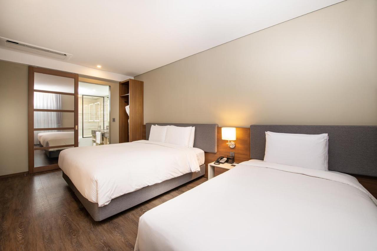 Hotel Ena Namdaemun 4*